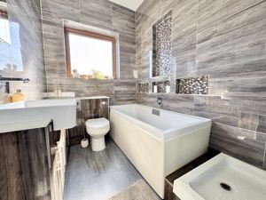 Photo 17- click for photo gallery